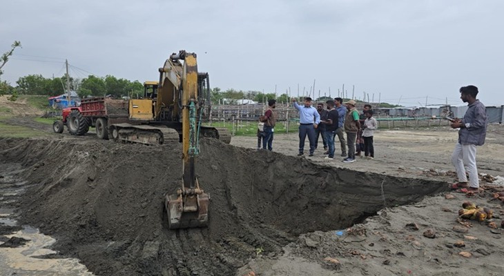 কুয়াকাটার সৈকতে থেকে অবৈধভাবে বালু উত্তোলনের দায়ে এক ব্যক্তির কারাদণ্ড